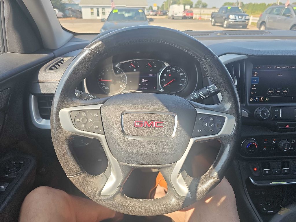 Photo 12 of this GMC TERRAIN