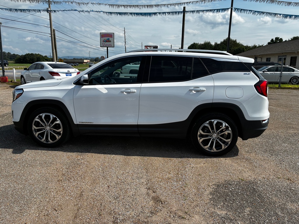 Photo 2 of this GMC TERRAIN