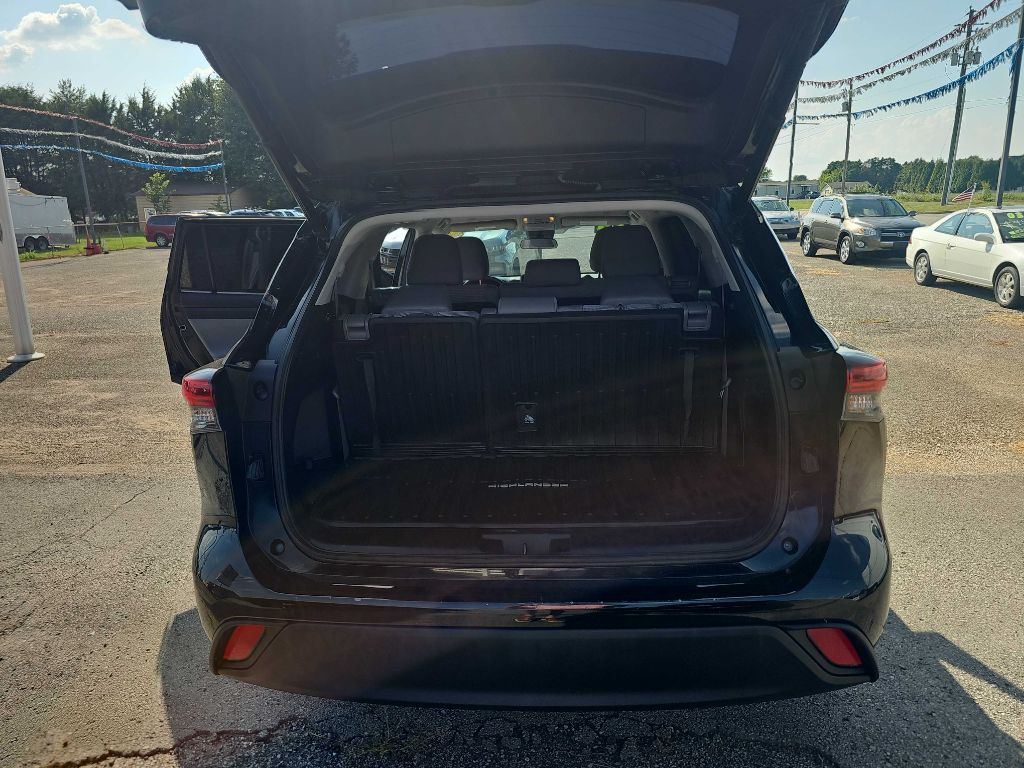 Photo 12 of this TOYOTA HIGHLANDER
