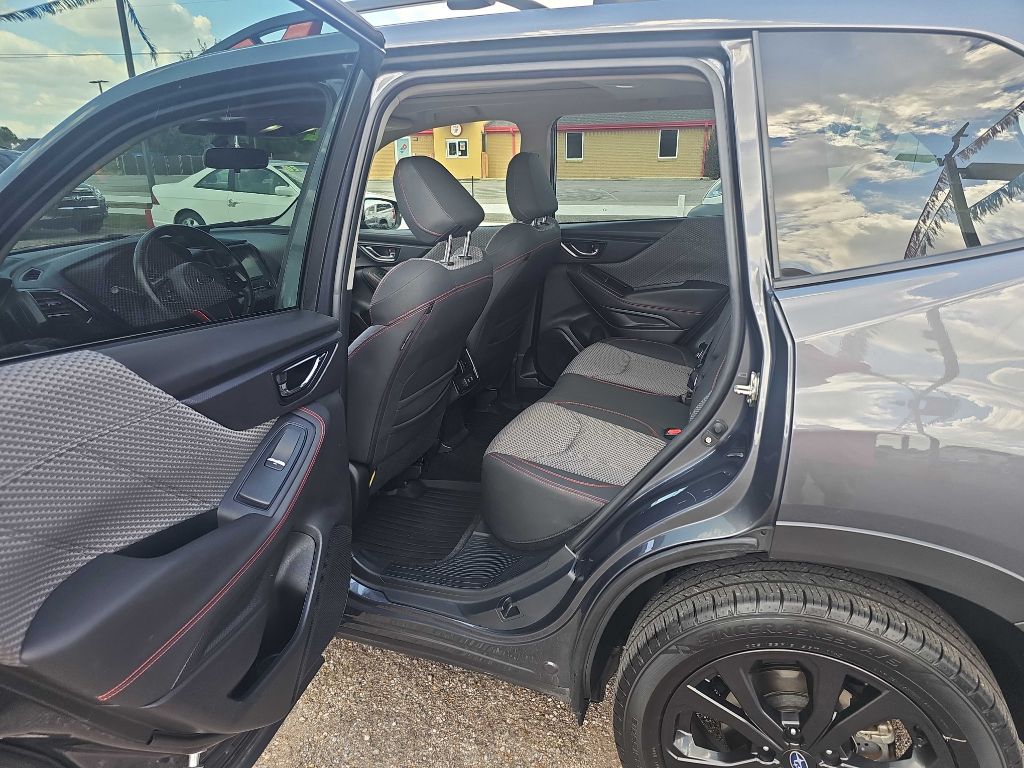Photo 16 of this SUBARU FORESTER