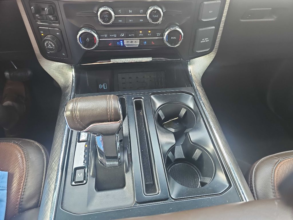 Photo 4 of this FORD F150