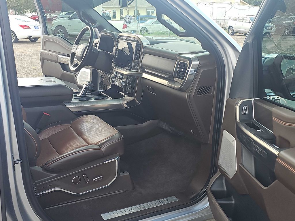 Photo 18 of this FORD F150