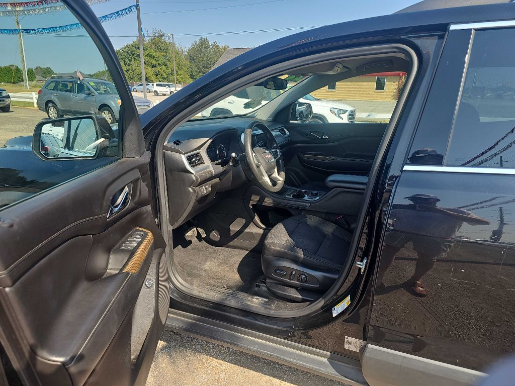 Photo 13 of this GMC ACADIA