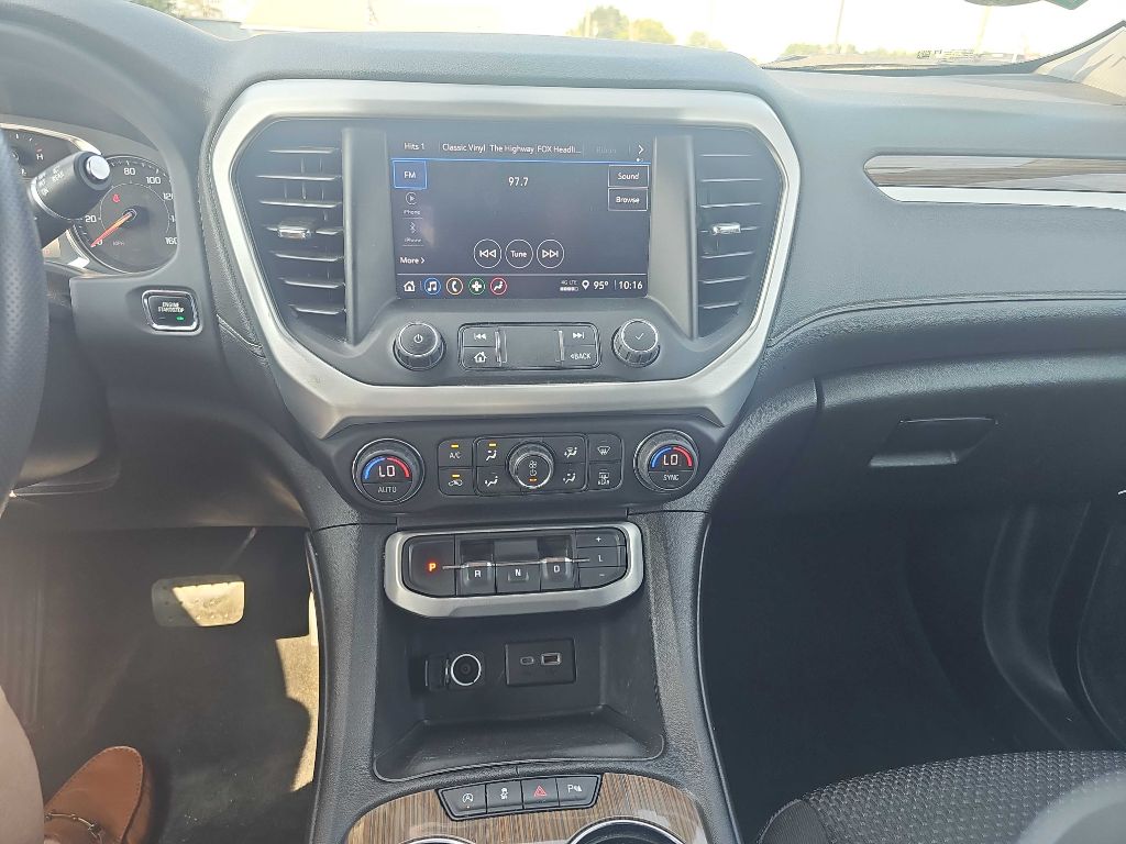 Photo 5 of this GMC ACADIA