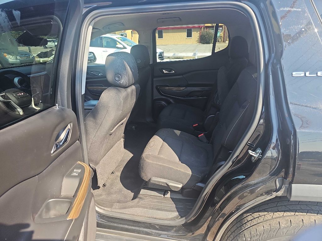 Photo 14 of this GMC ACADIA