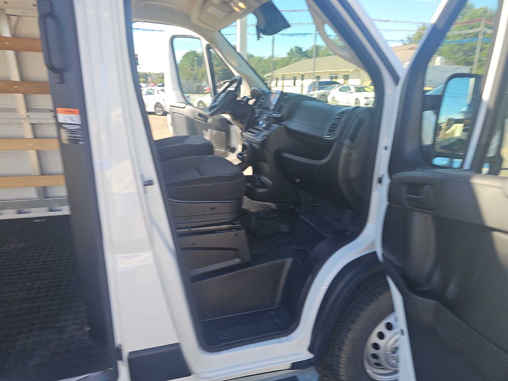 Photo 18 of this RAM PROMASTER 2500