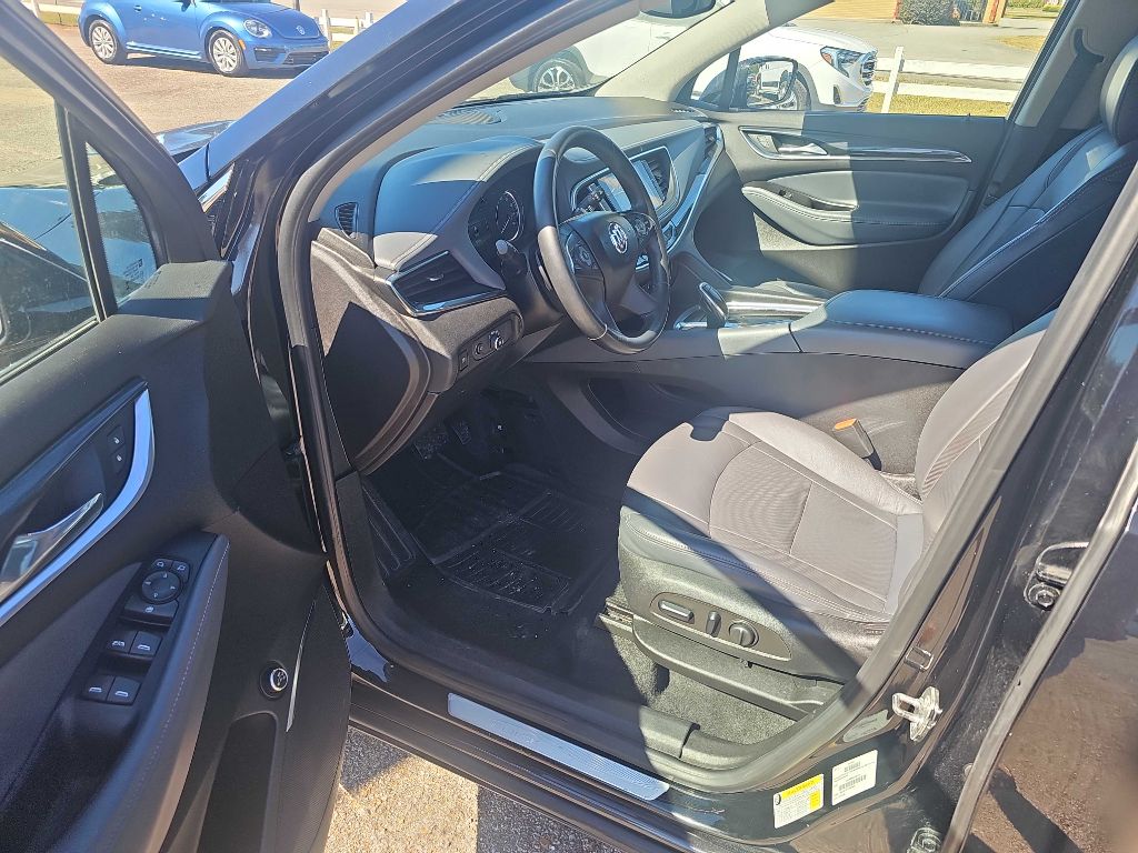 Photo 15 of this BUICK ENCLAVE