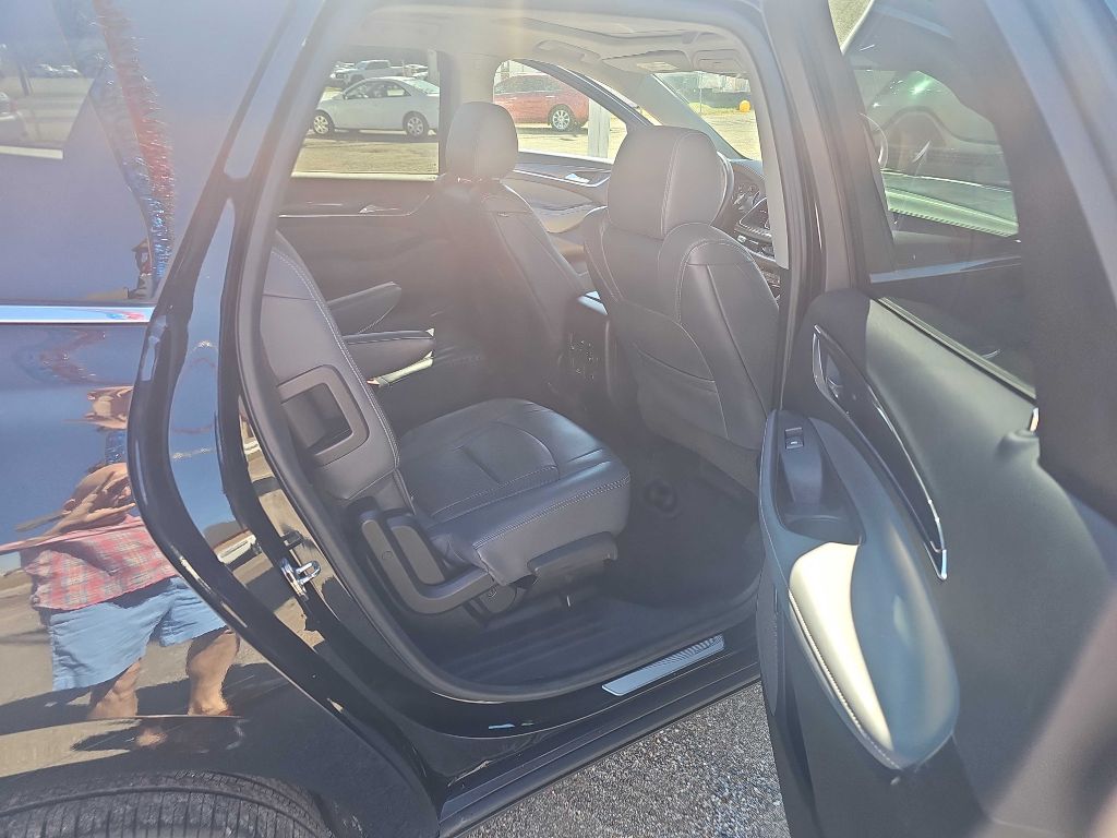 Photo 17 of this BUICK ENCLAVE