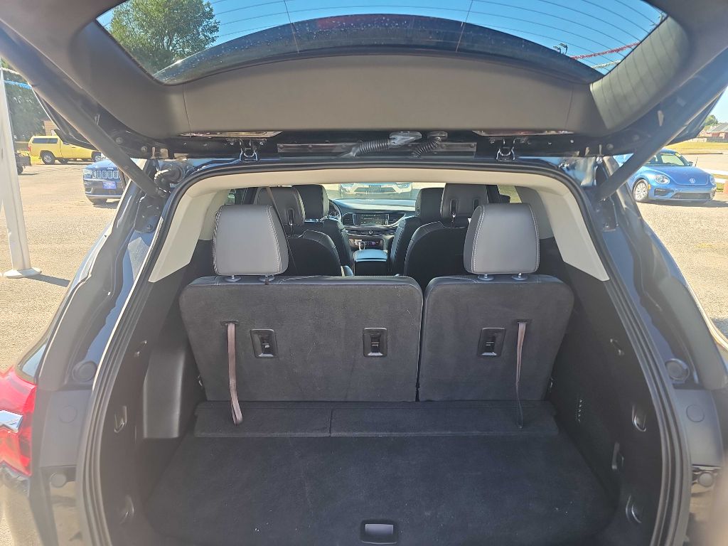 Photo 18 of this BUICK ENCLAVE