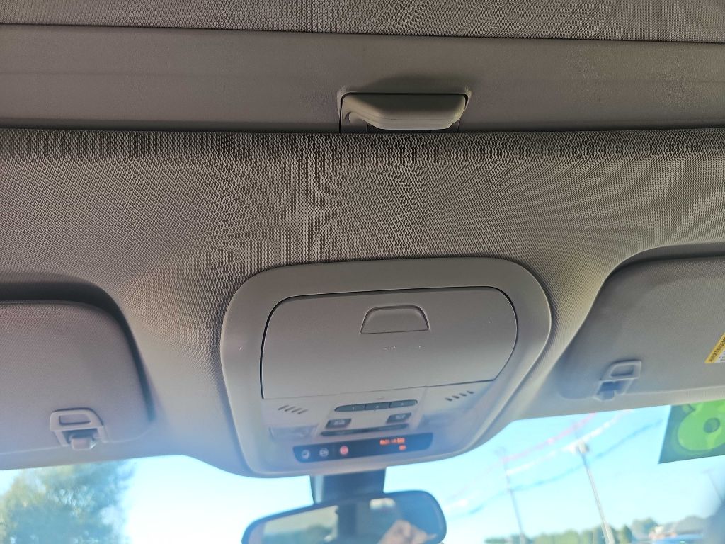 Photo 4 of this BUICK ENCLAVE
