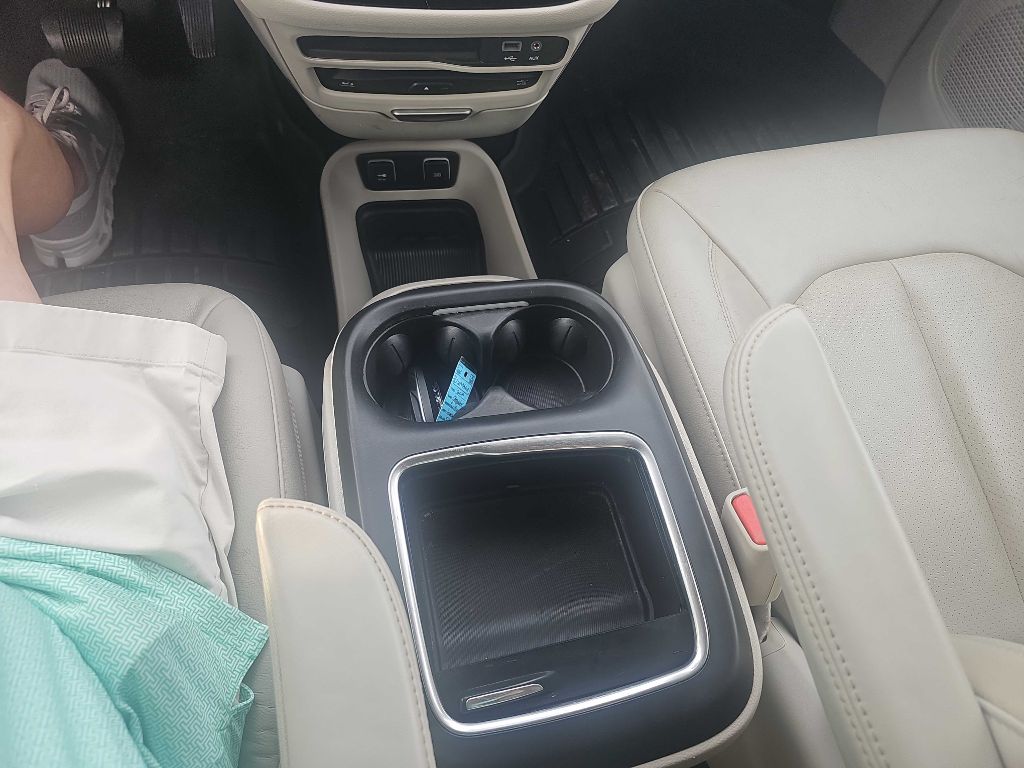 2019 CHRYSLER PACIFICA