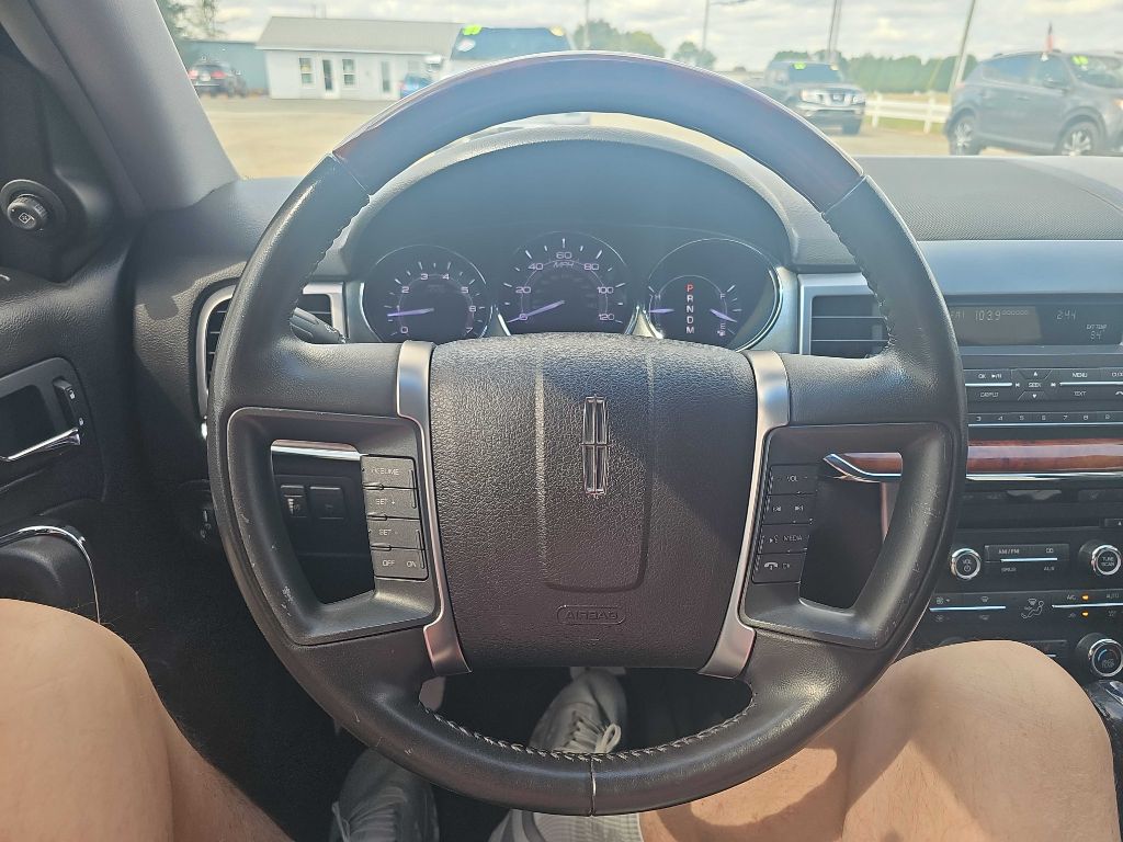 Photo 3 of this LINCOLN MKZ