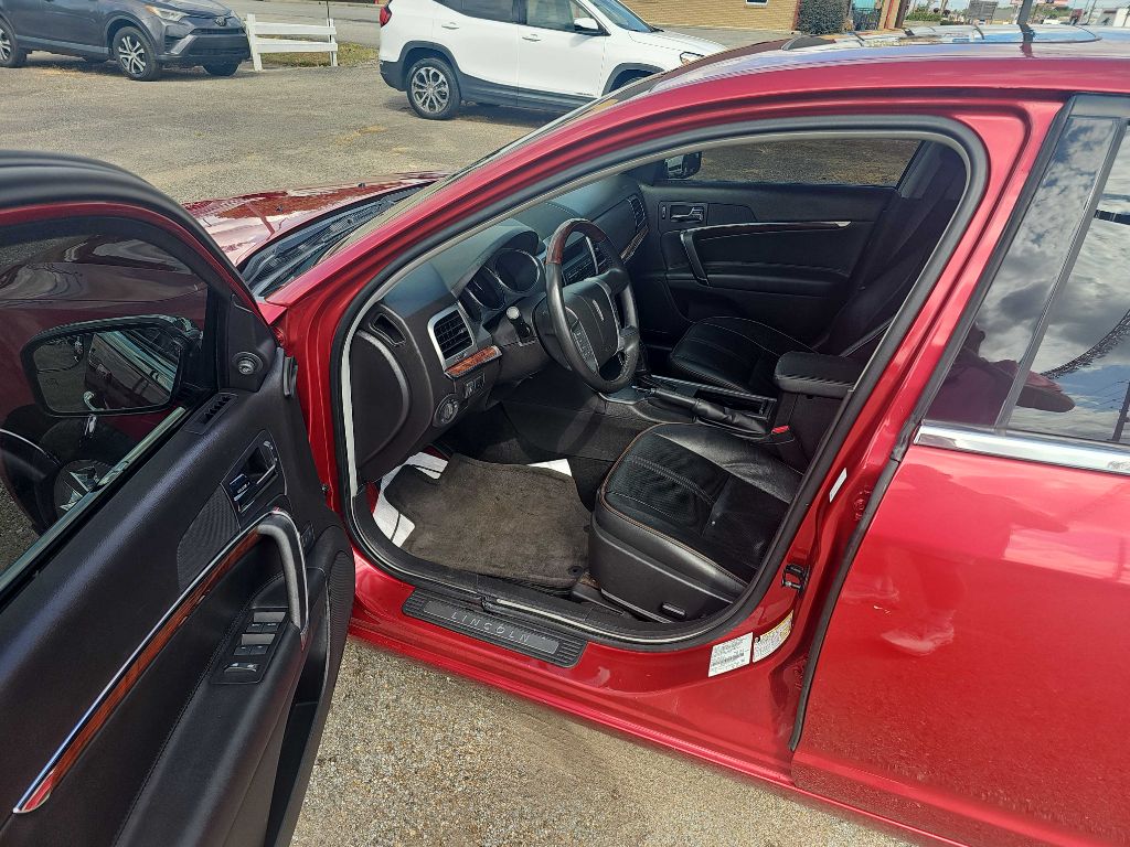 Photo 7 of this LINCOLN MKZ