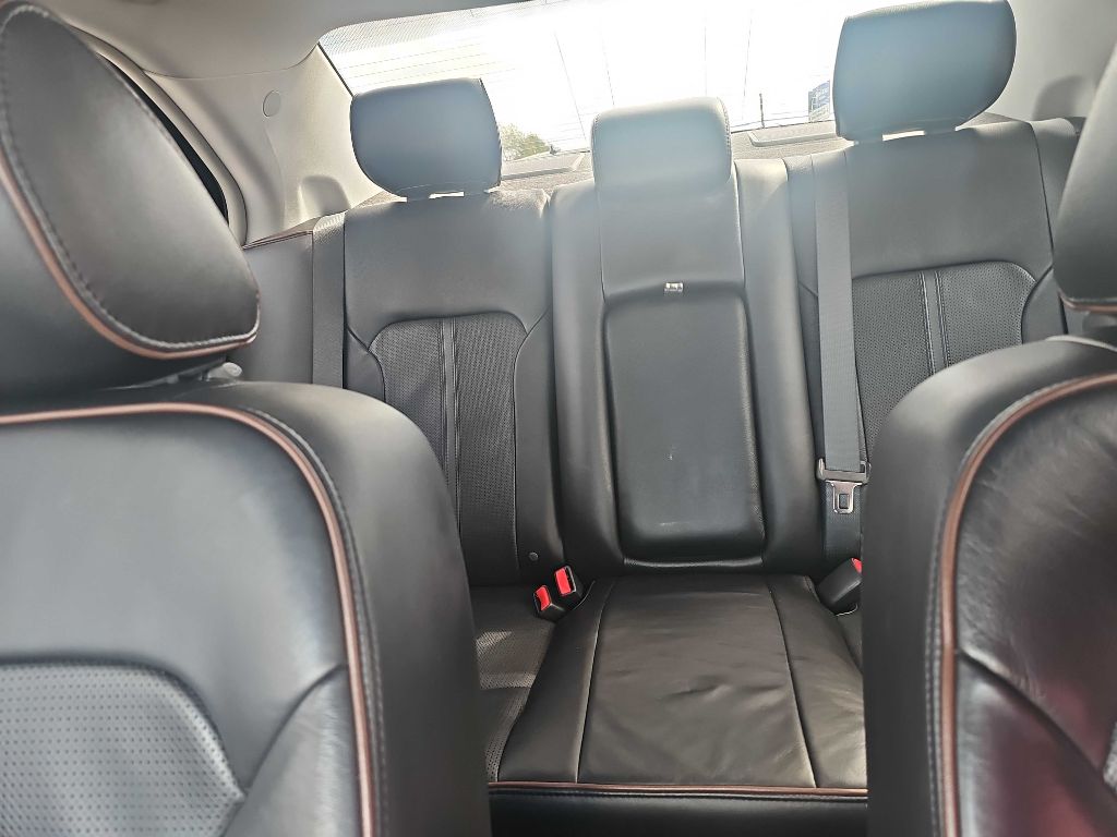 Photo 6 of this LINCOLN MKZ