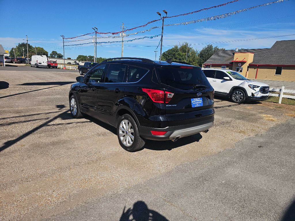 Photo 29 of this FORD ESCAPE
