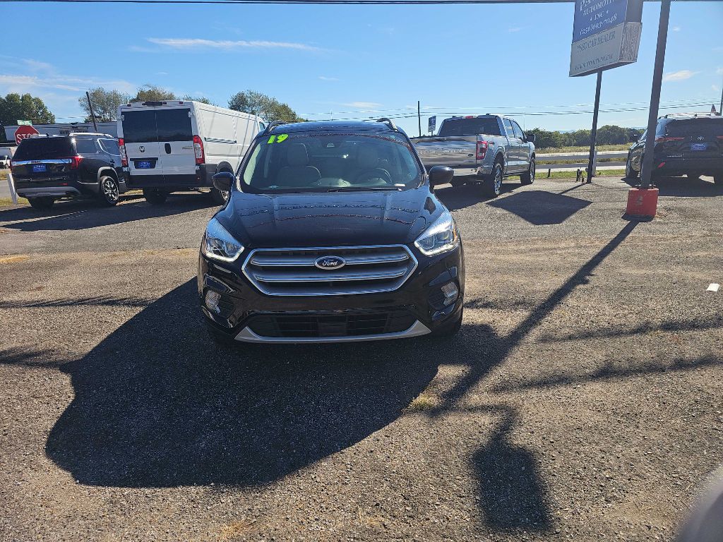 Photo 14 of this FORD ESCAPE