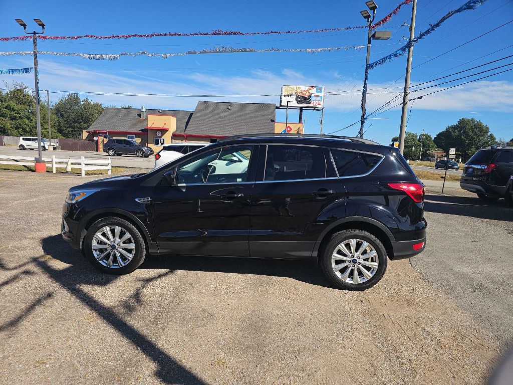 Photo 31 of this FORD ESCAPE