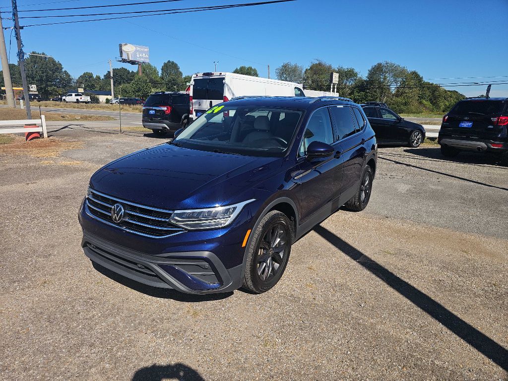 Photo 12 of this VOLKSWAGEN TIGUAN