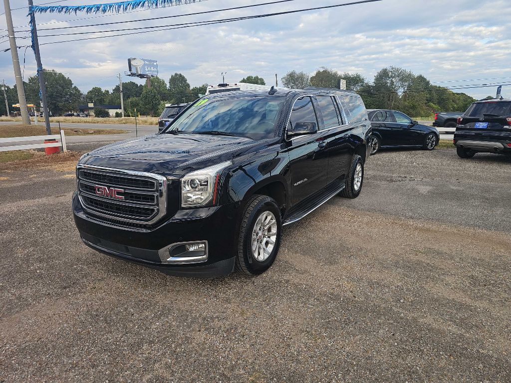 Photo 14 of this GMC YUKON XL