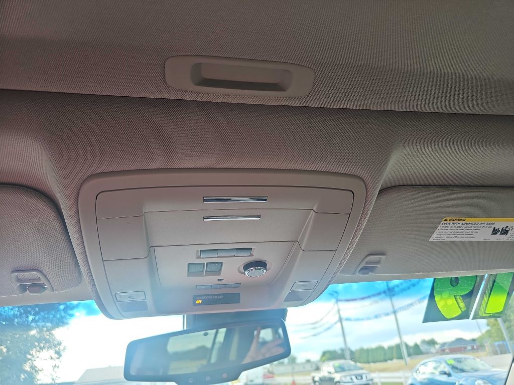 Photo 3 of this GMC YUKON XL
