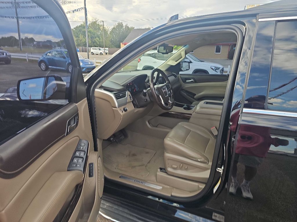 Photo 16 of this GMC YUKON XL