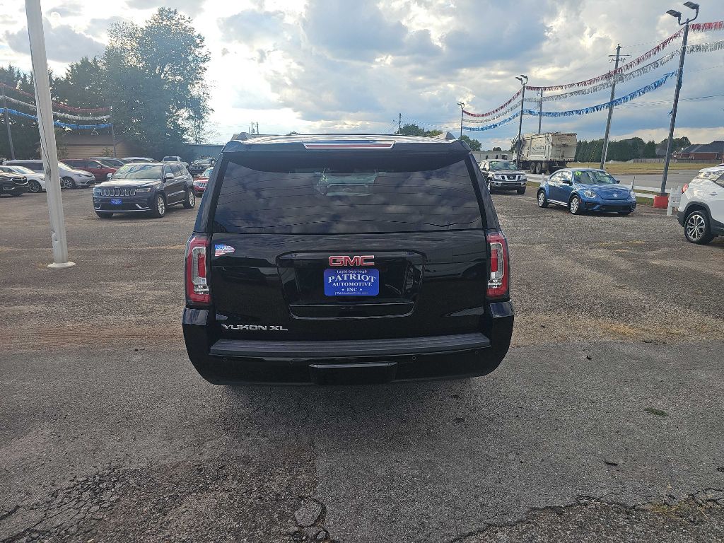 Photo 10 of this GMC YUKON XL