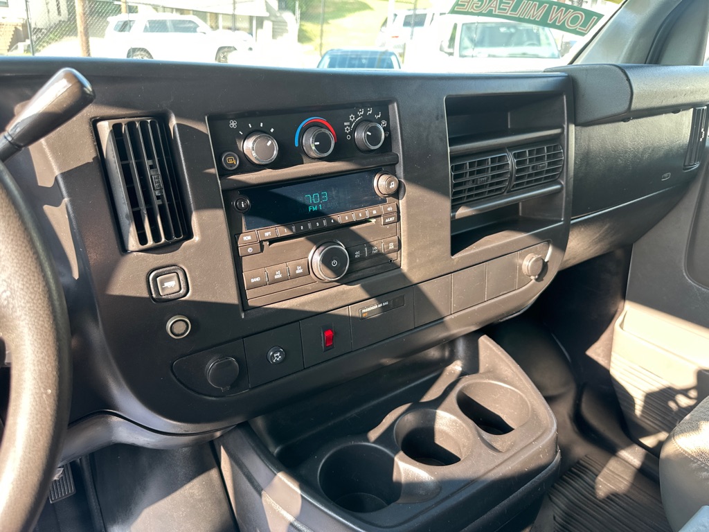 Photo 52 of this CHEVROLET EXPRESS 1500AWD