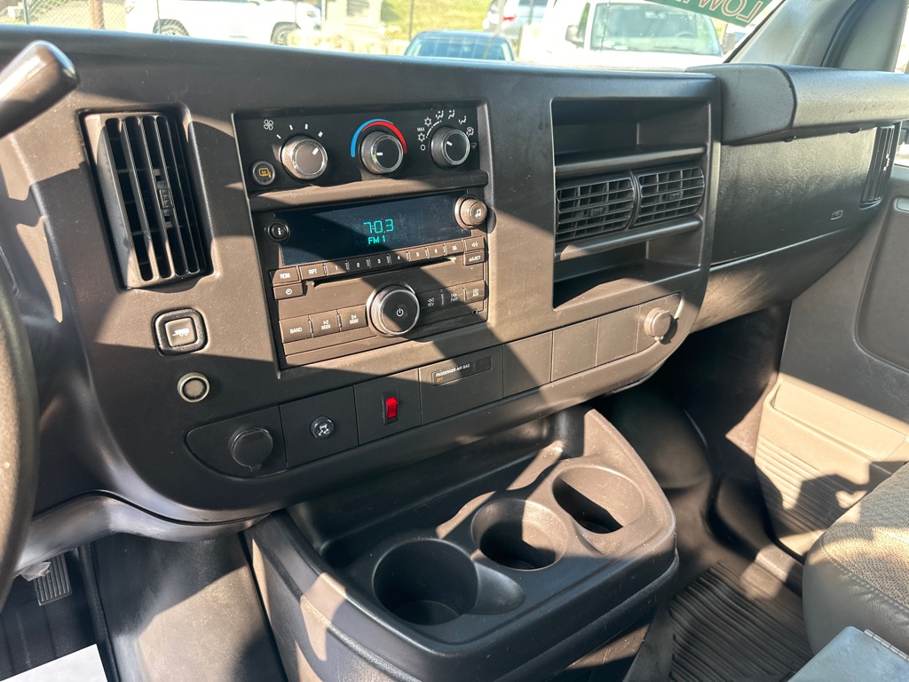 Photo 47 of this CHEVROLET EXPRESS 1500AWD