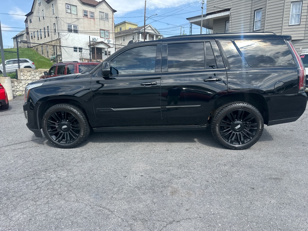 Photo 54 of this CADILLAC ESCALADE