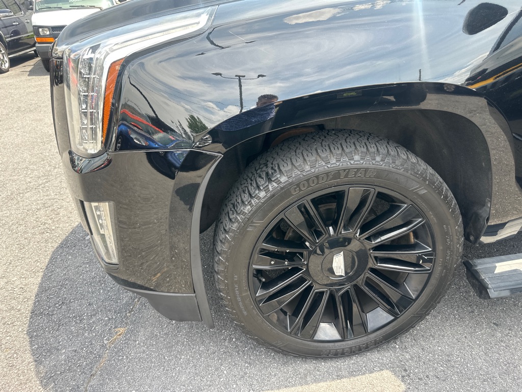 Photo 51 of this CADILLAC ESCALADE