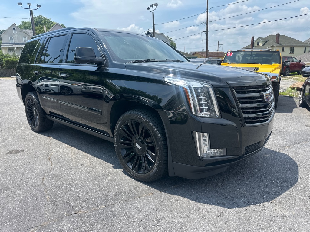 Photo 11 of this CADILLAC ESCALADE