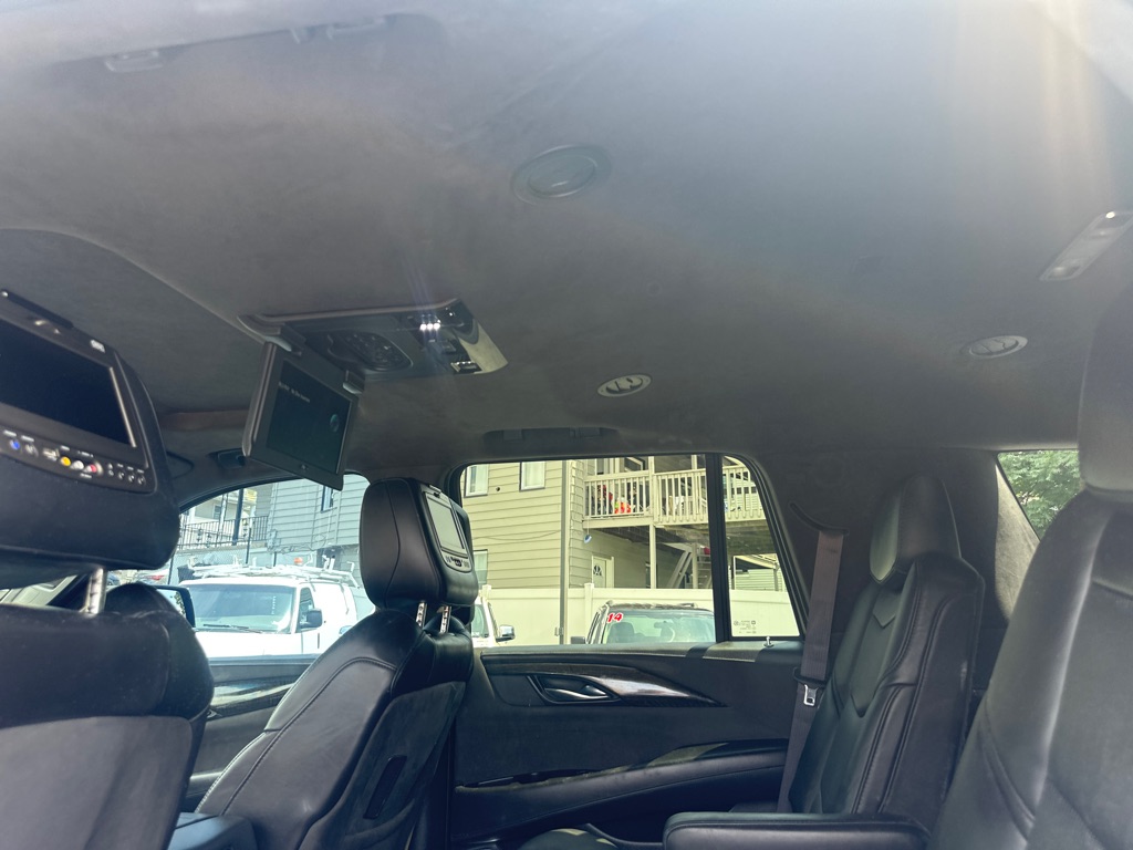 Photo 15 of this CADILLAC ESCALADE