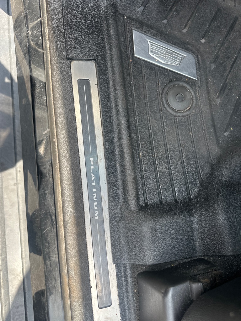 Photo 20 of this CADILLAC ESCALADE