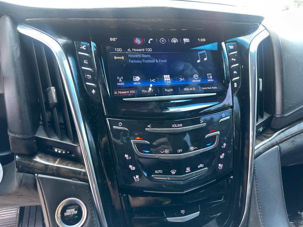 Photo 29 of this CADILLAC ESCALADE