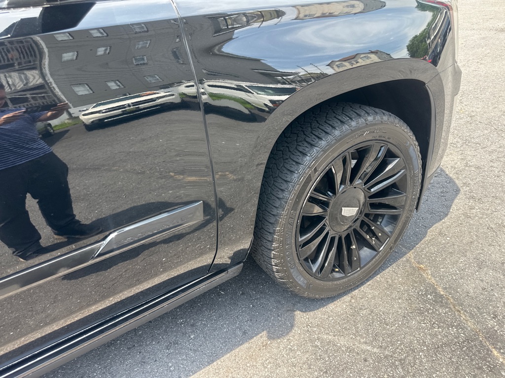 Photo 50 of this CADILLAC ESCALADE