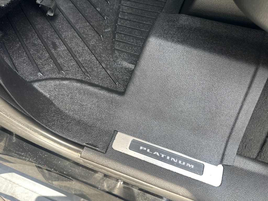 Photo 17 of this CADILLAC ESCALADE