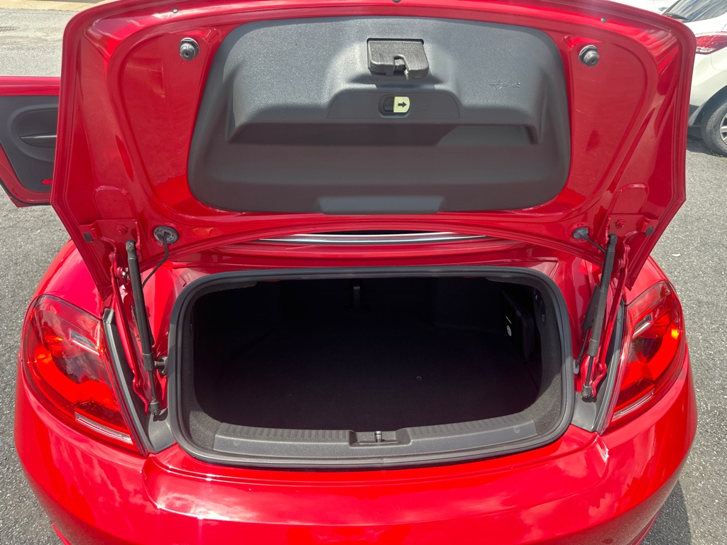 Photo 31 of this VOLKSWAGEN BEETLE CONV