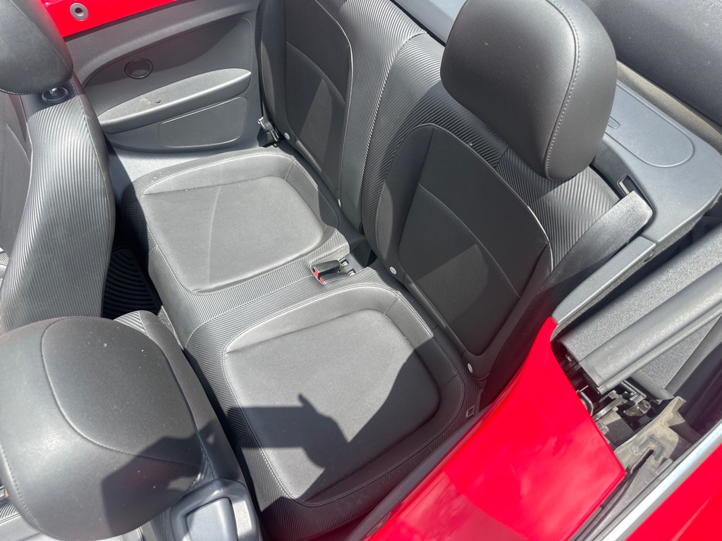 Photo 21 of this VOLKSWAGEN BEETLE CONV