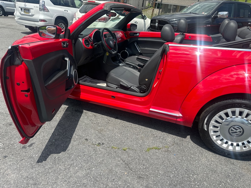 Photo 19 of this VOLKSWAGEN BEETLE CONV