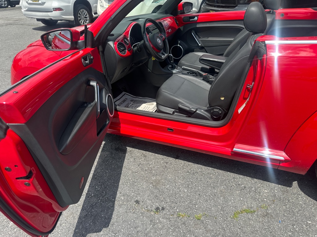 Photo 18 of this VOLKSWAGEN BEETLE CONV