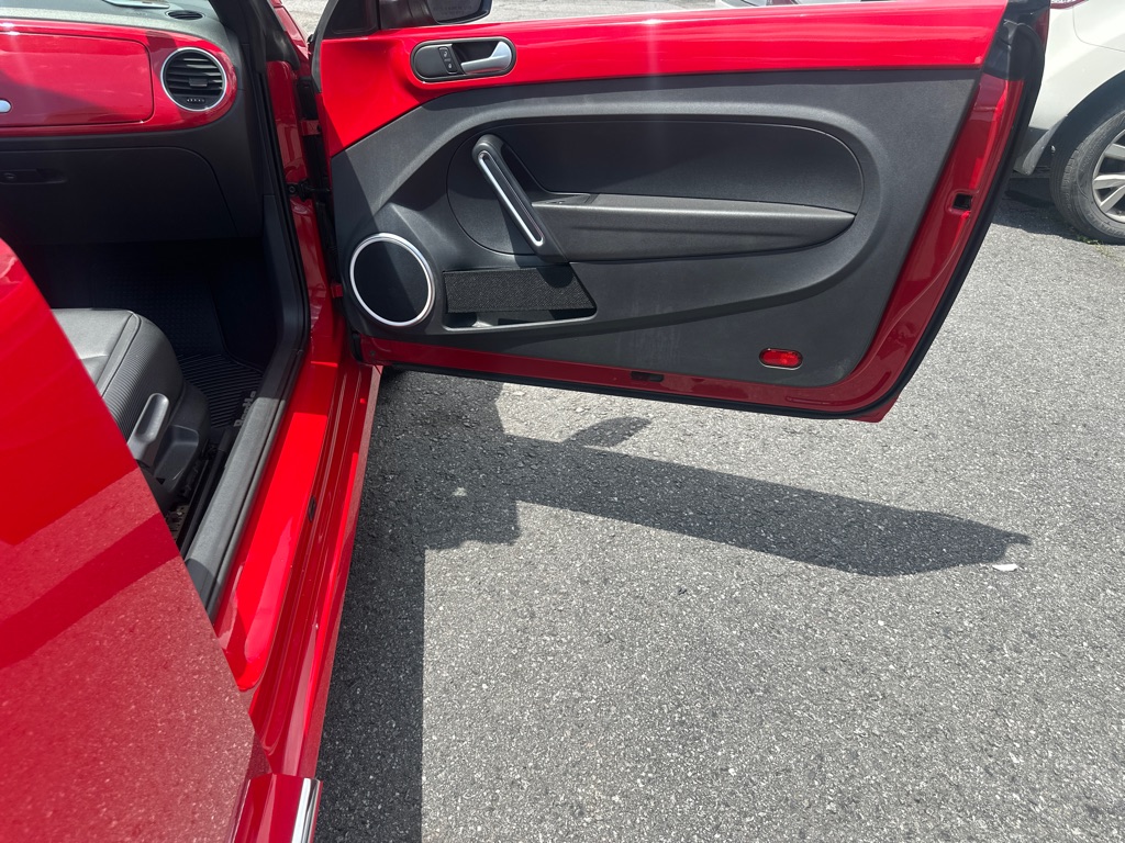 Photo 29 of this VOLKSWAGEN BEETLE CONV