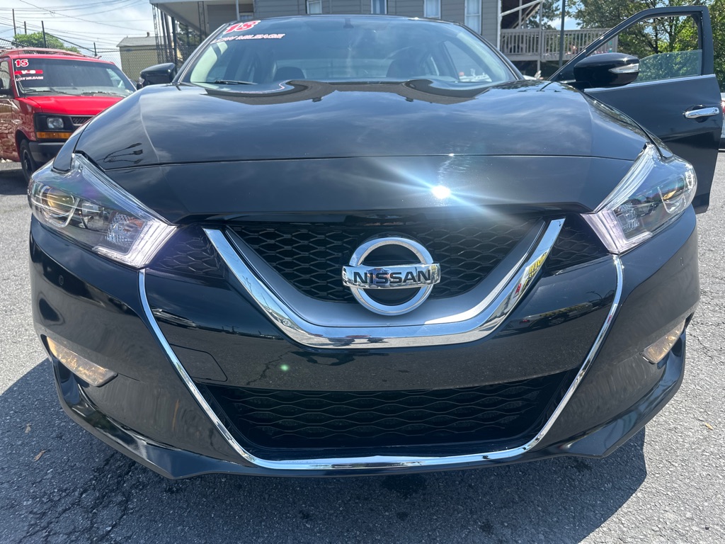 Photo 64 of this NISSAN MAXIMA SV