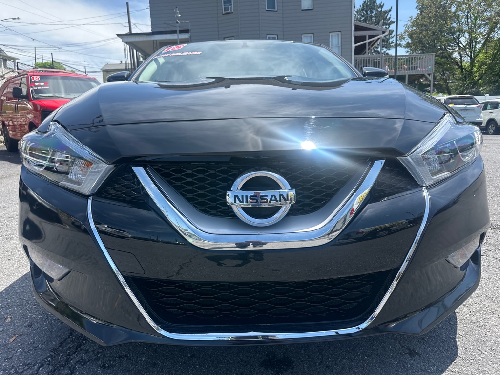 Photo 20 of this NISSAN MAXIMA SV