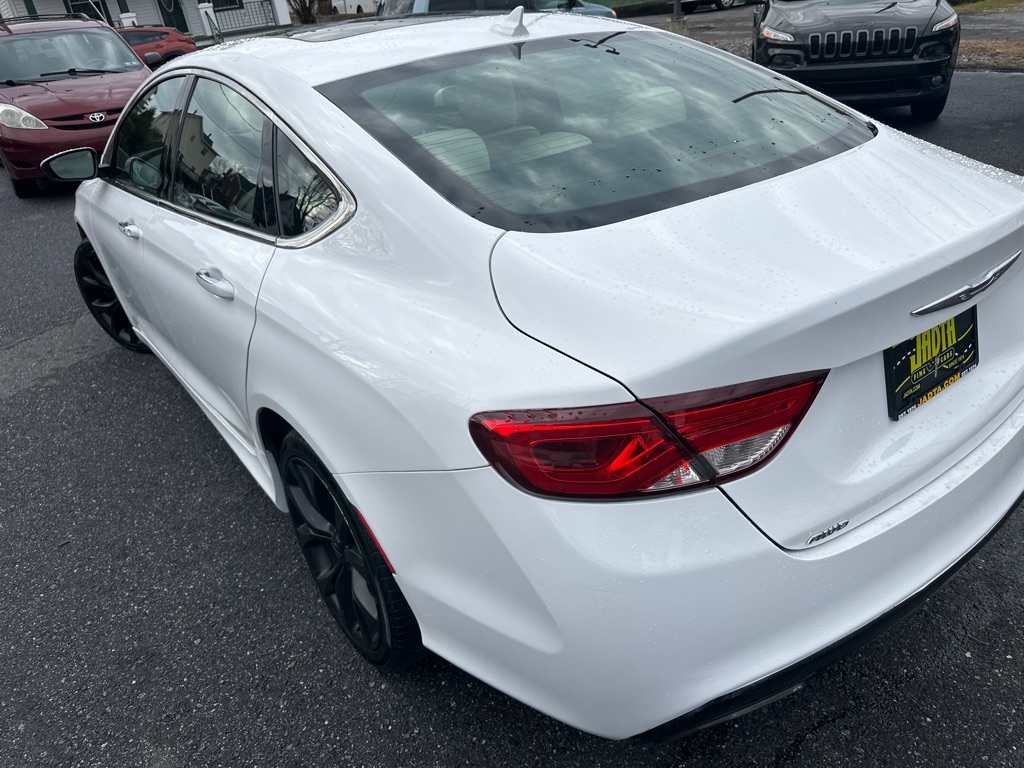 Photo 38 of this CHRYSLER 200C  AWD
