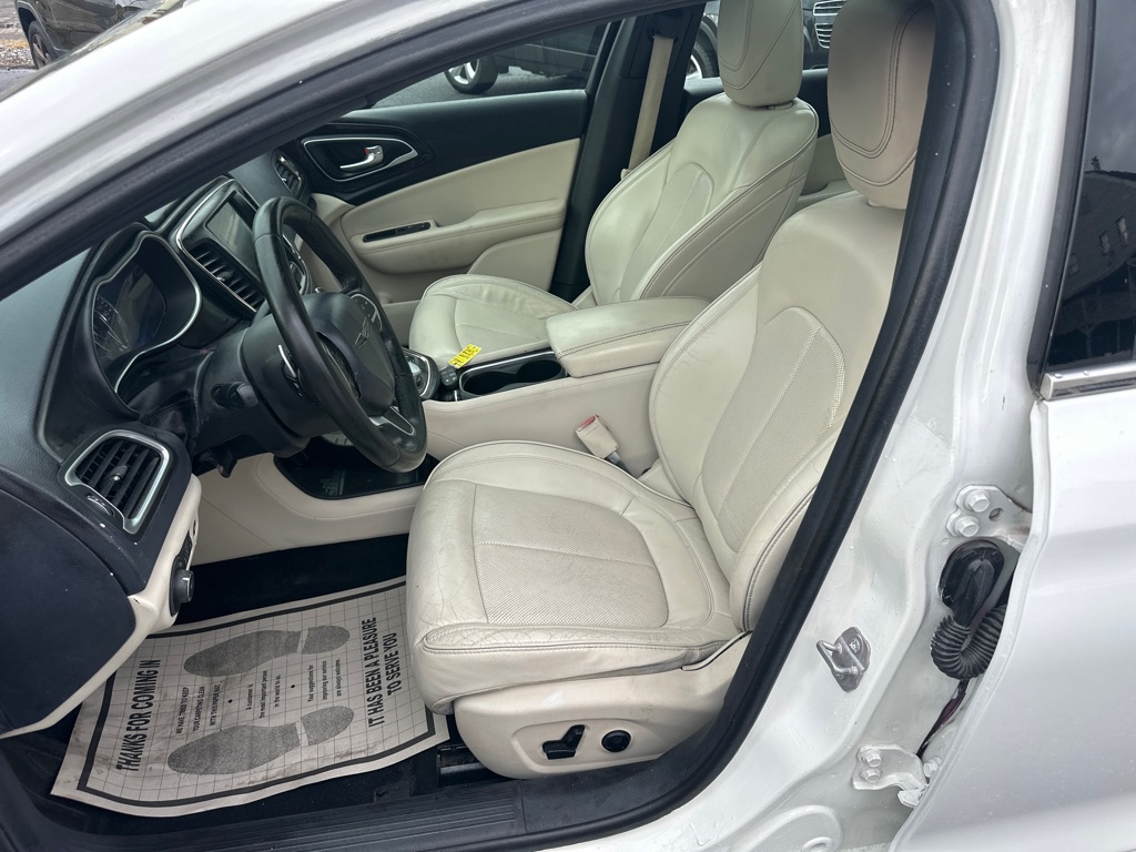 Photo 13 of this CHRYSLER 200C  AWD