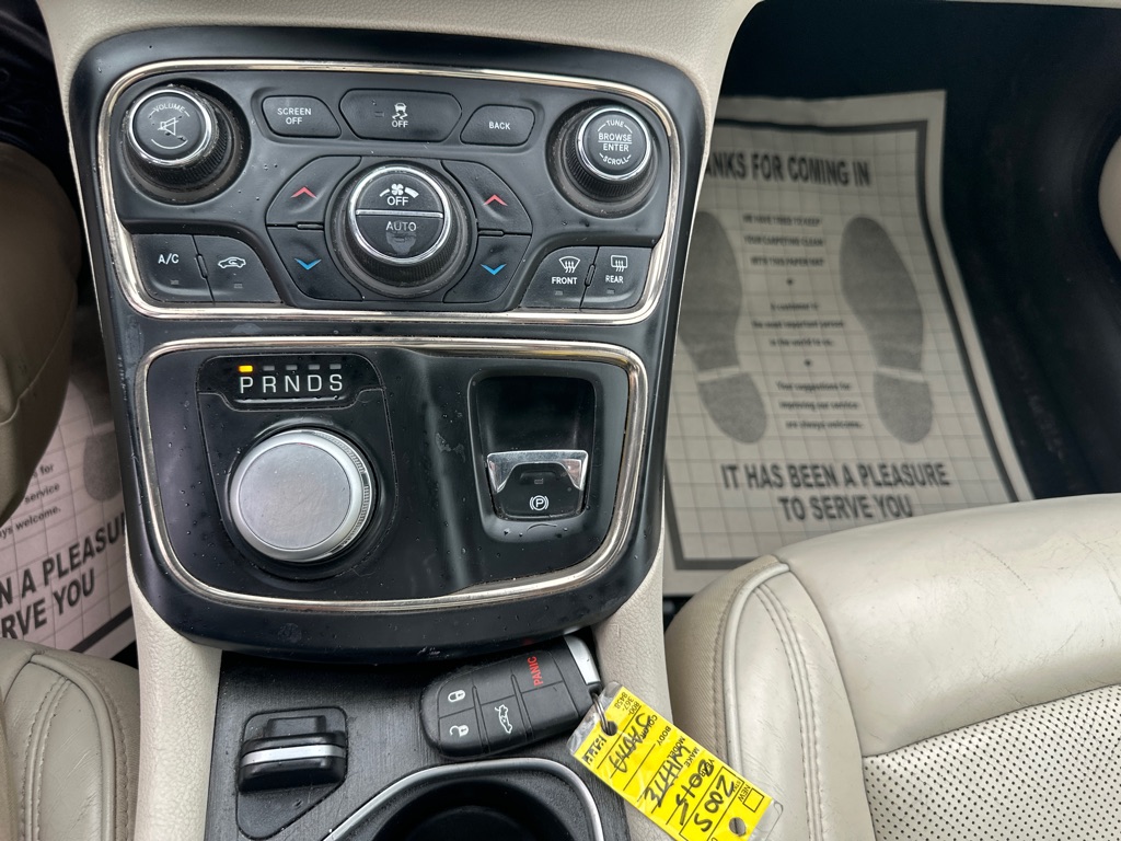 Photo 30 of this CHRYSLER 200C  AWD