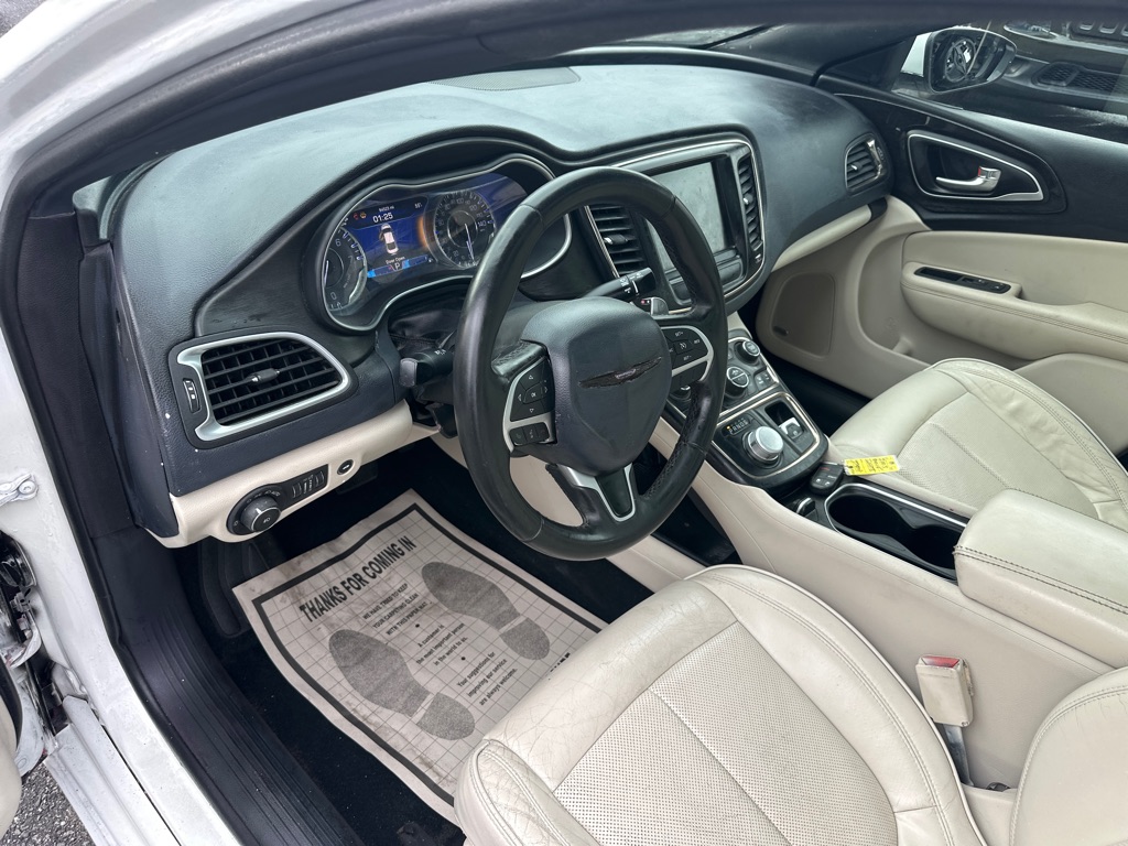 Photo 16 of this CHRYSLER 200C  AWD