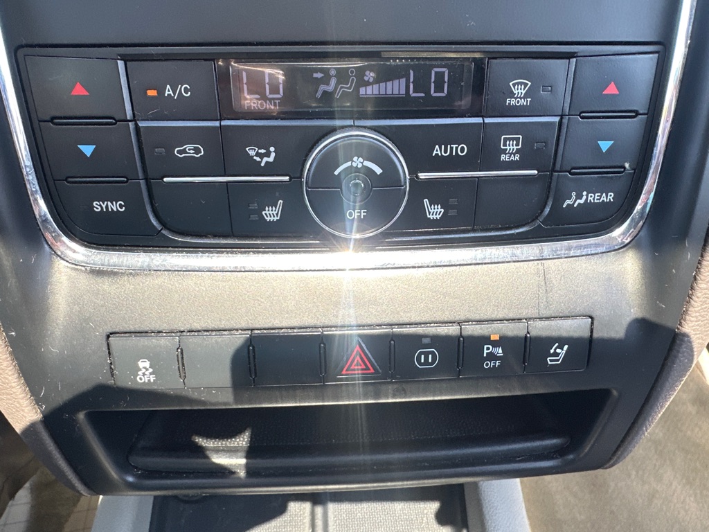 Photo 78 of this DODGE DURANGO