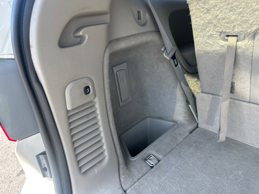 Photo 38 of this DODGE DURANGO