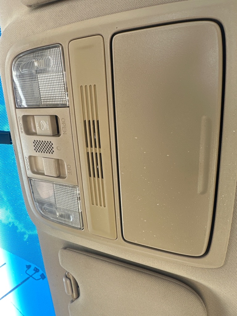 Photo 43 of this HONDA ACCORD EXL
